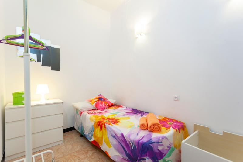Yourhouse Monges 5*